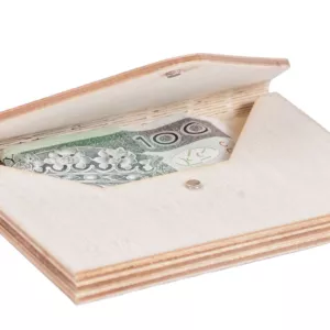 Drewniana koperta na pieniądze